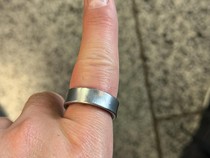 Gara-gara Cincin Pintarnya Nggak Bisa Dicopot, Penumpang Dilarang Naik Pesawat