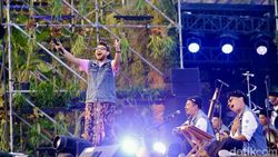 Duet Kunto Aji-Hadroh Clan Bikin Penonton Synchronize Terpukau