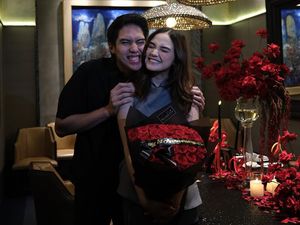 Black and Red, Happy 1st Anniversary El Rumi-Syifa Hadju