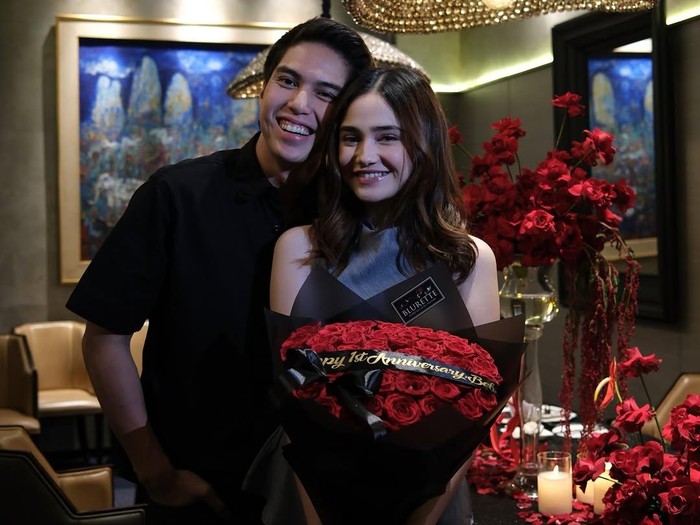 El Rumi dan Syifa Hadju merayakan setahun jadian.