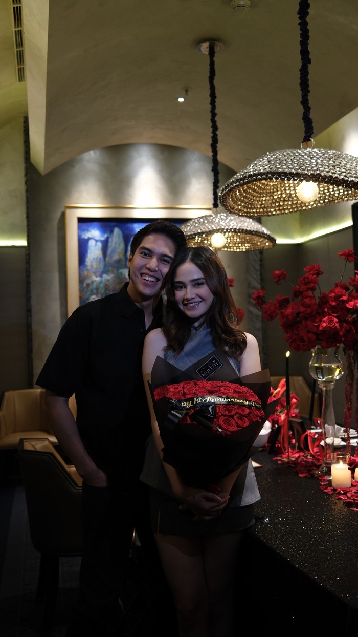 El Rumi dan Syifa Hadju Rayakan Setahun Pacaran dengan Dinner Romantis