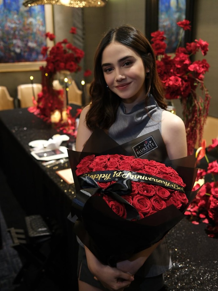 El Rumi dan Syifa Hadju Rayakan Setahun Pacaran dengan Dinner Romantis El Rumi dan Syifa Hadju Rayakan Setahun Pacaran dengan Dinner Romantis