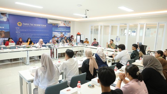 FK Untag Surabaya Resmikan Gerakan Literasi AI untuk Akademik