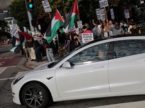 Video: Warga Los Angeles Demo Pro-Palestina, Protes Penangkapan Greta Cs