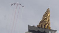 Mengusung tema TNI Prima - TNI Rakyat - Indonesia Maju pada puncak acara TNI menyajikan berbagai atraksi.