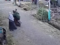 Ibu Hamil di Maros Terjatuh Usai Nyaris Dijambret 3 Pria Boncengan Motor