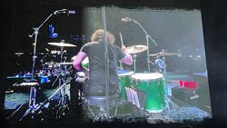 Pesona Ilan Rubin Drummer Baru Foo Fighters Gak Kalah dari Dave Grohl