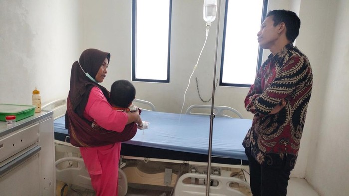 Bocah 6 tahun di Rejang Lebong diduga alami kecacingan dan sedang dirawat di rumah sakit