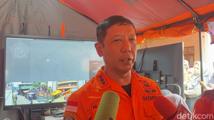 Kepala Kantor SAR Surabaya Nanang Sigit