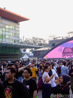 Keseruan Hari Pertama Synchronize 2025