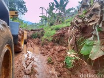 BPBD Ungkap Penyebab Longsor di Cicalengka Bandung
