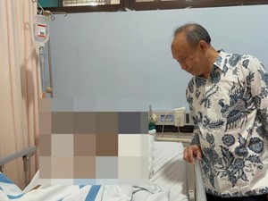Seorang Santri Korban Ponpes Sidoarjo Diamputasi di Bawah Reruntuhan