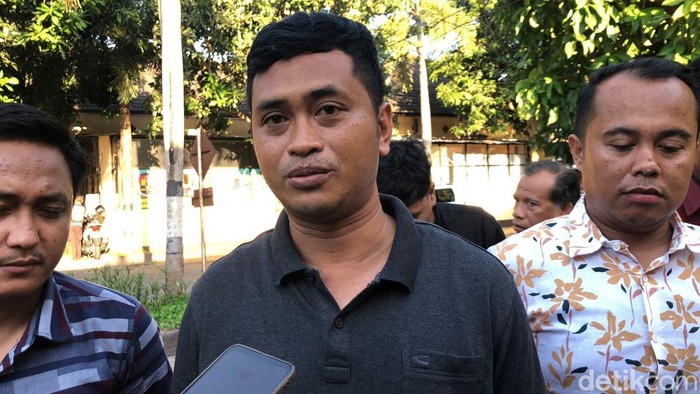 Kuasa hukum keluarga Brigadir Esco, Lalu Anton Heriawan usai menemui Kapolres Lombok Barat, Jumat (3/9/2025).