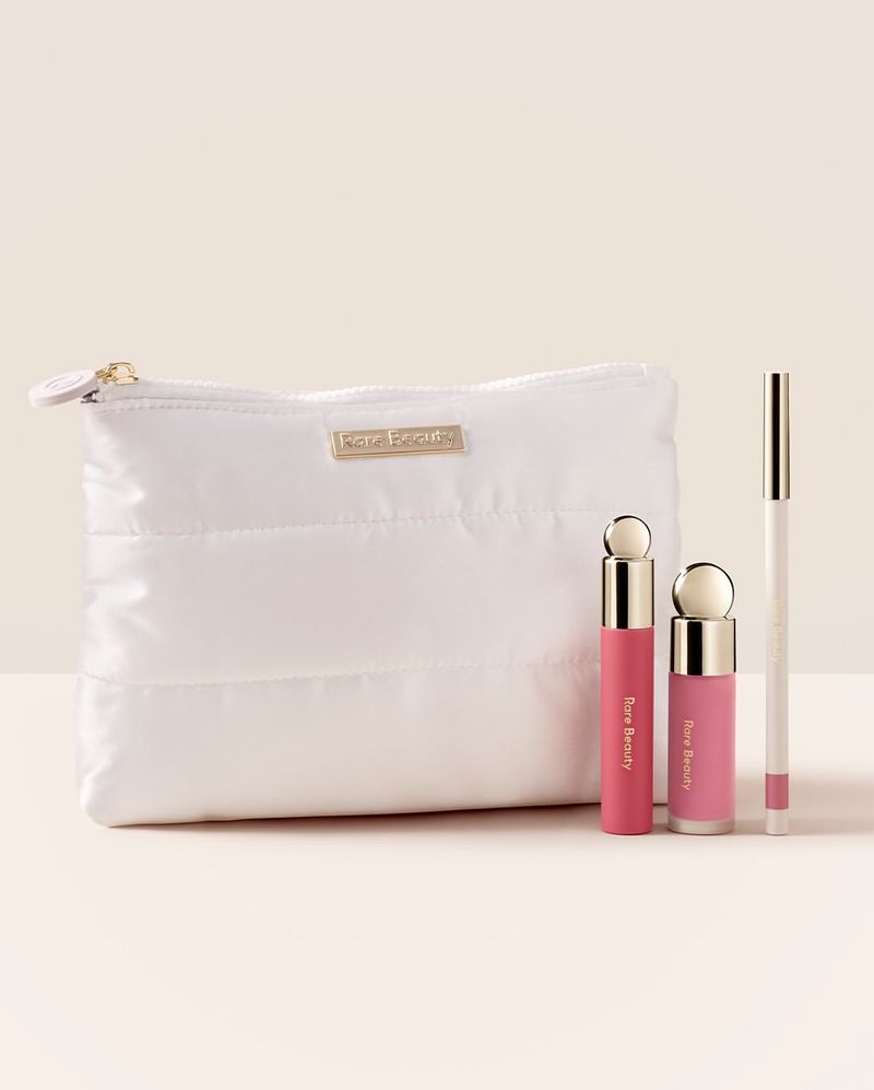 Makeup pengantin Selena Gomez.