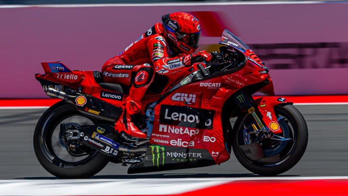 Marc Marquez saat sesi practice MotoGP Mandalika 2025