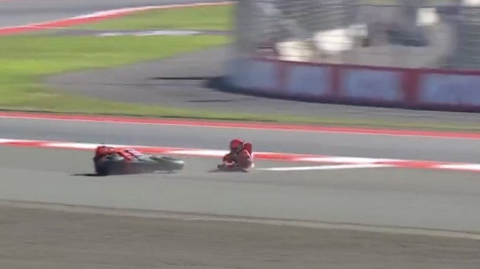 Marc Marquez terjatuh di Sirkuit Mandalika