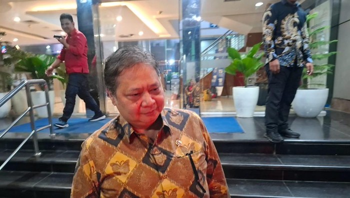 Menko Perekonomian, Airlangga Hartarto.