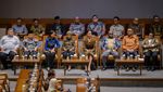 Menpar Widiyanti Berbaju Batik Saat UU Kepariwisataan Disahkan DPR RI