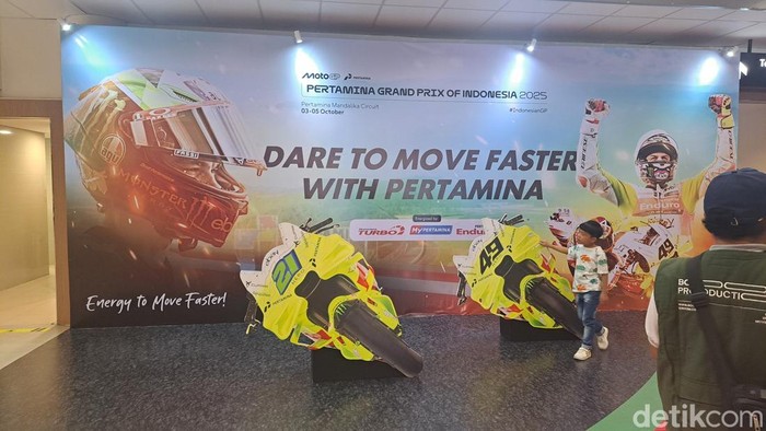 motogp mandalika 2025 bandara internasional lombok motogp 2025 motogp indonesia pertamina grand prix of indonesia franco morbildelli fabio di giannantonio