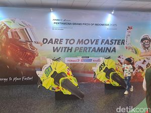 Motor Morbidelli dan Di Giannantonio Terparkir di Bandara Lombok