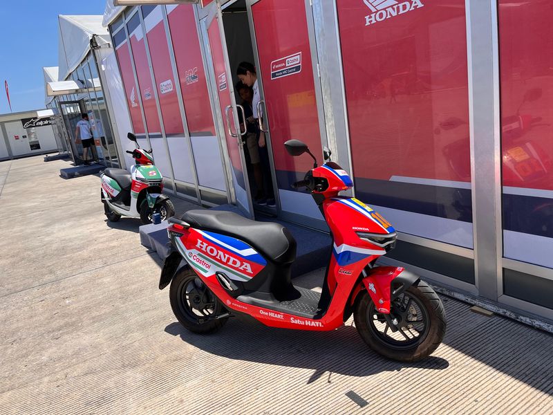 Motor listrik Honda CUV e: jadi kendaraan paddock Luca Marini dan Johann Zarco di Mandalika