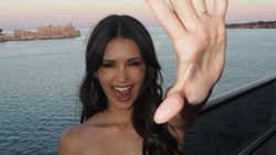 Mesra dengan Zac Efron di Italia, Damage Nina Dobrev Gede Banget!