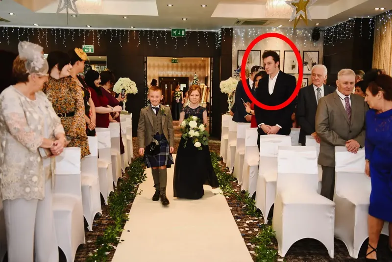 Terungkaplah bahwa orang itu adalah Andrew Helliman.