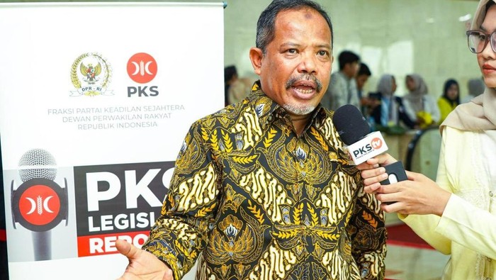 Sekretaris Fraksi Partai Keadilan Sejahtera (PKS) Johan Rosihan