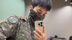 Song Kang Resmi Selesai Wajib Militer, Bakal Langsung Comeback?