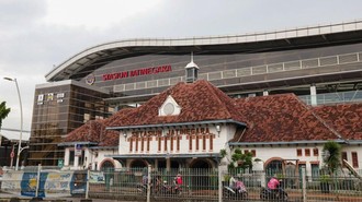 Daftar Kereta yang Tak Berhenti Lagi di Stasiun Jatinegara Mulai 1 Desember 2025