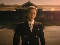 Viral Presiden Korsel Jadi Marshaller Pesawat dan G-Dragon Pilotnya