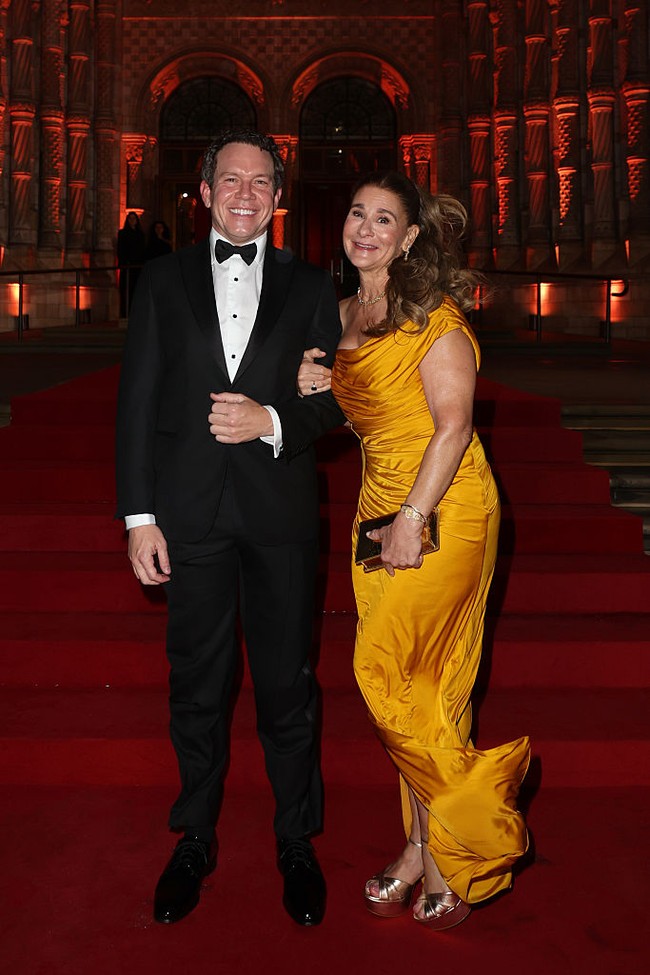 Sebelumnya Melinda pernah mengungkap perasaannya terkait hubungan barunya dengan Philip yang lebih muda 13 tahun darinya itu. “Ya, aku sangat sangat bahagia,” kata Melinda dilansir People. Foto: Getty Images for The Clooney Fou/Hoda Davaine