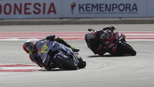 LOMBOK, INDONESIA - OCTOBER 04: Fermin Aldeguer of Spain riding the BK8 Gresini Racing Ducati (54) during the Sprint ahead of the MotoGP of Indonesia at Pertamina Mandalika Circuit on October 04, 2025 in Lombok, Indonesia. (Photo by Gold & Goose Photography/Getty Images)
