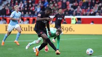 Dikabarkan Diincar Arsenal, Striker Muda Bayer Leverkusen Kalem