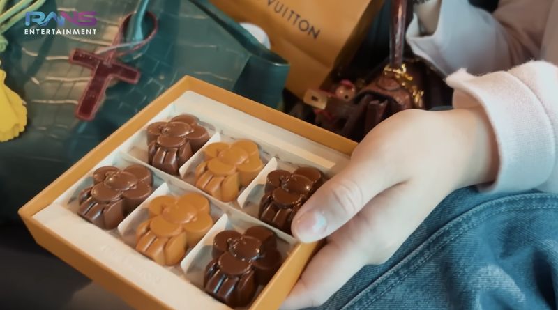 Cokelat Louis Vuitton Nagita Slavina