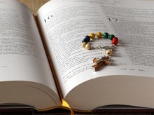 Bacaan Malam Natal 24 Desember 2025 Lengkap dengan Mazmur dan Injil