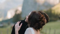 Nih Momen Awal El Rumi Lamar Syifa Hadju di Swiss, Romantis Abis!