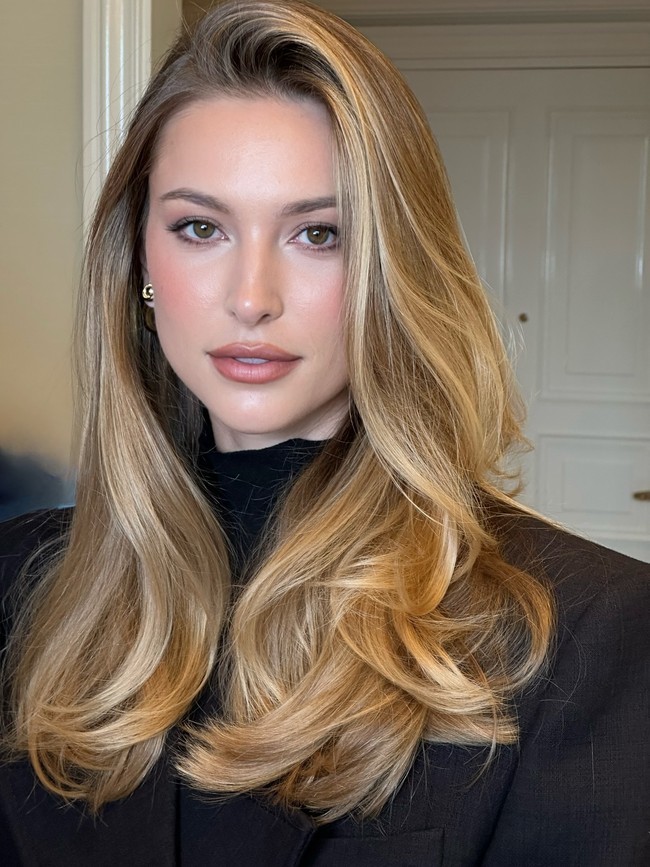 Baru-baru ini Eve mengunggah fotonya saat menghadiri Milan Fashion Week. Ia datang untuk menyaksikan parade busana Bottega Veneta. Foto: Instagram