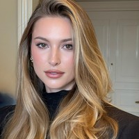 Baru-baru ini Eve mengunggah fotonya saat menghadiri Milan Fashion Week. Ia datang untuk menyaksikan parade busana Bottega Veneta. Foto: Instagram