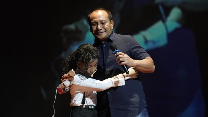 Kapolda Riau Irjen Herry Heryawan menghadiri konser amal untuk Palestina violinis cilik, Isa K di Kota Pekanbaru, Sabtu (4/10/2025).