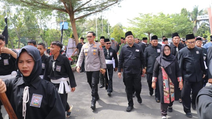 Kapolres Magetan AKBP Raden Erik Bangun Prakasa saat menghadiri HUT ke-103 PSHT