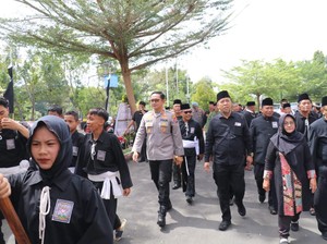 Cara Polisi Magetan Bikin Ribuan Pesilat Kondusif di HUT ke-103 PSHT