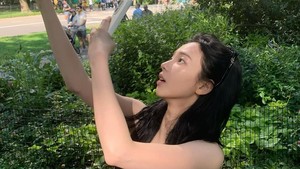 Pesona alami Karina aespa bikin penggemar makin jatuh hati, no filter needed! Foto: Instagram Karina aespa