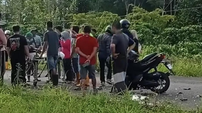 Kedua korban dievakuasi dari TKP menuju ke Rumah Sakit Besemah