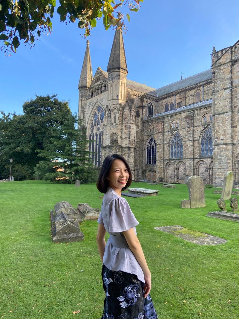 Kisah Alissa Angelia, Wisudawan Unair yang Juga Raih Gelar University of Durham
