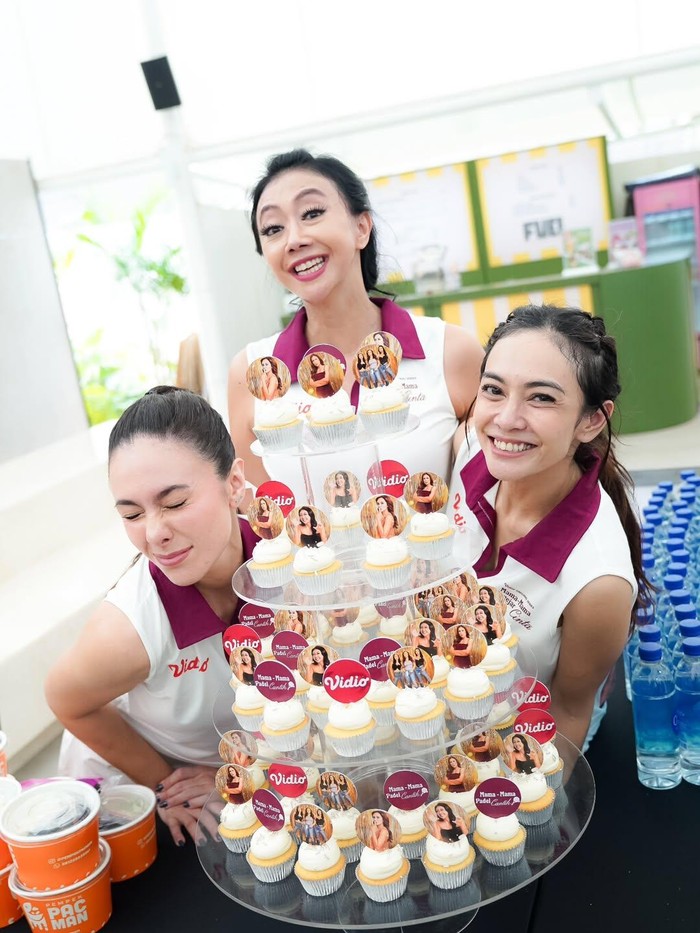 Kebersamaan Masayu Anastasia, Asri Welas dan Wulan Guritno