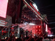 Dewa 19 Gebrak Panggung Mandalika, Ahmad Dhani Disoraki Penonton