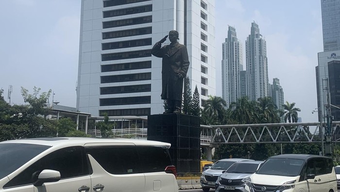 Patung Jenderal Sudirman di DKI Jakarta.