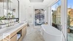 Penampakan Rumah Sabrina Carpenter Rp 164 M di NYC, Ada Lift Pribadi