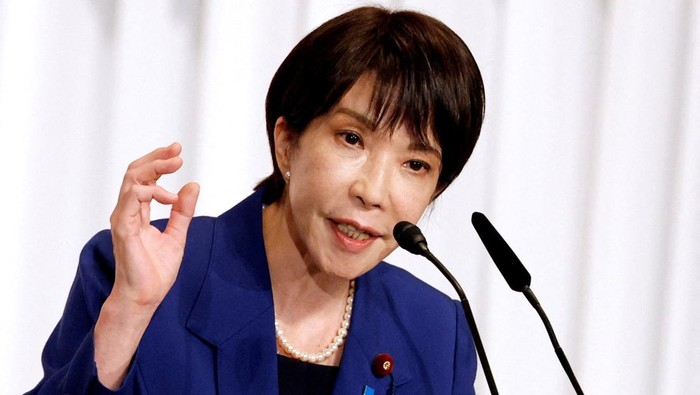 Japans former internal affairs minister Sanae Takaichi delivers a speech at the kick-off of the campaign for the LDP presidential election in Tokyo, Japan, September 22, 2025. Five lawmakers are running for the ruling Liberal Democratic Partys presidential election to succeed outgoing Prime Minister Shigeru Ishiba. Franck Robichon/Pool via REUTERS